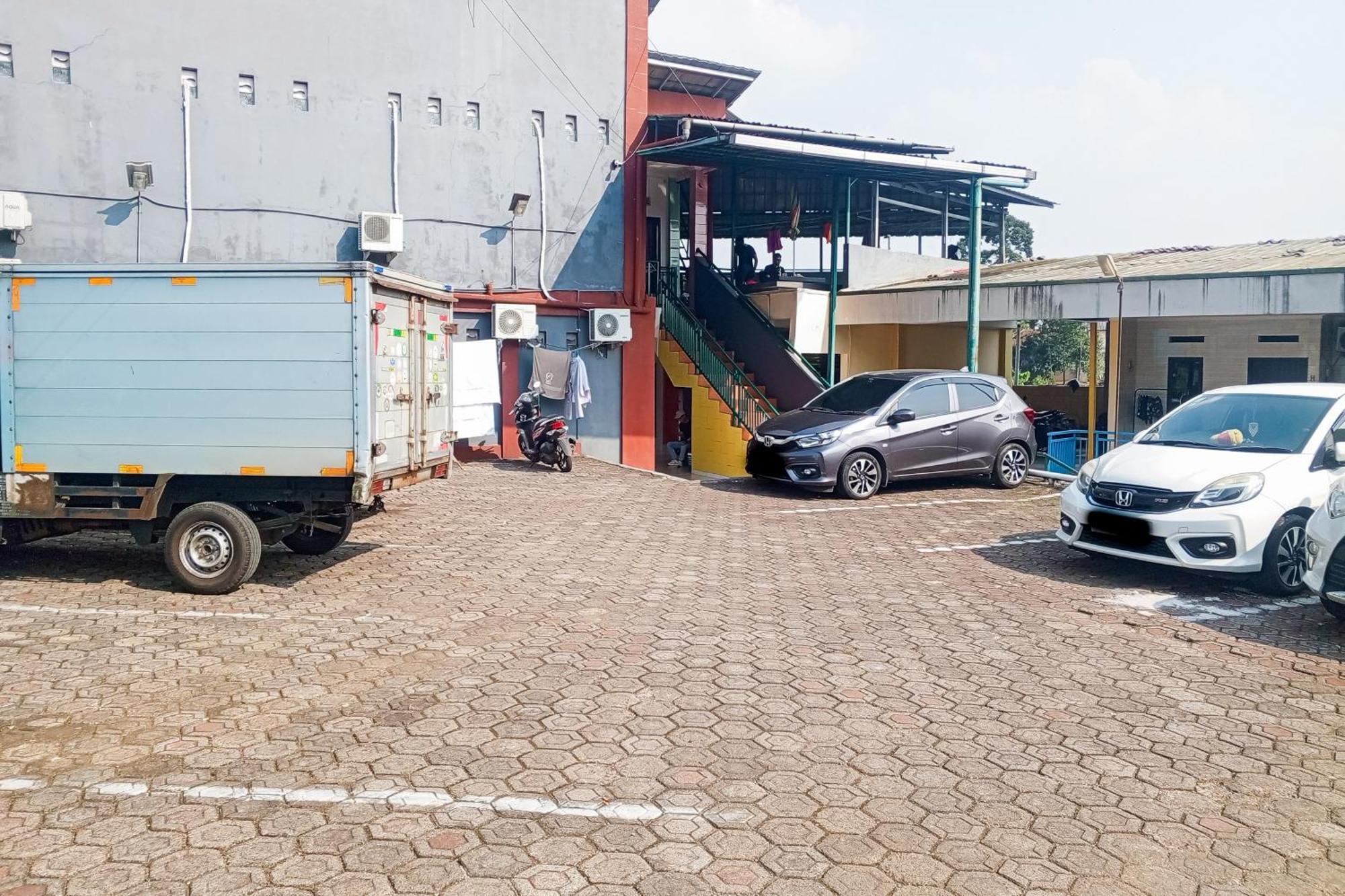 Malibu Syariah Bogor Redpartner酒店 外观 照片